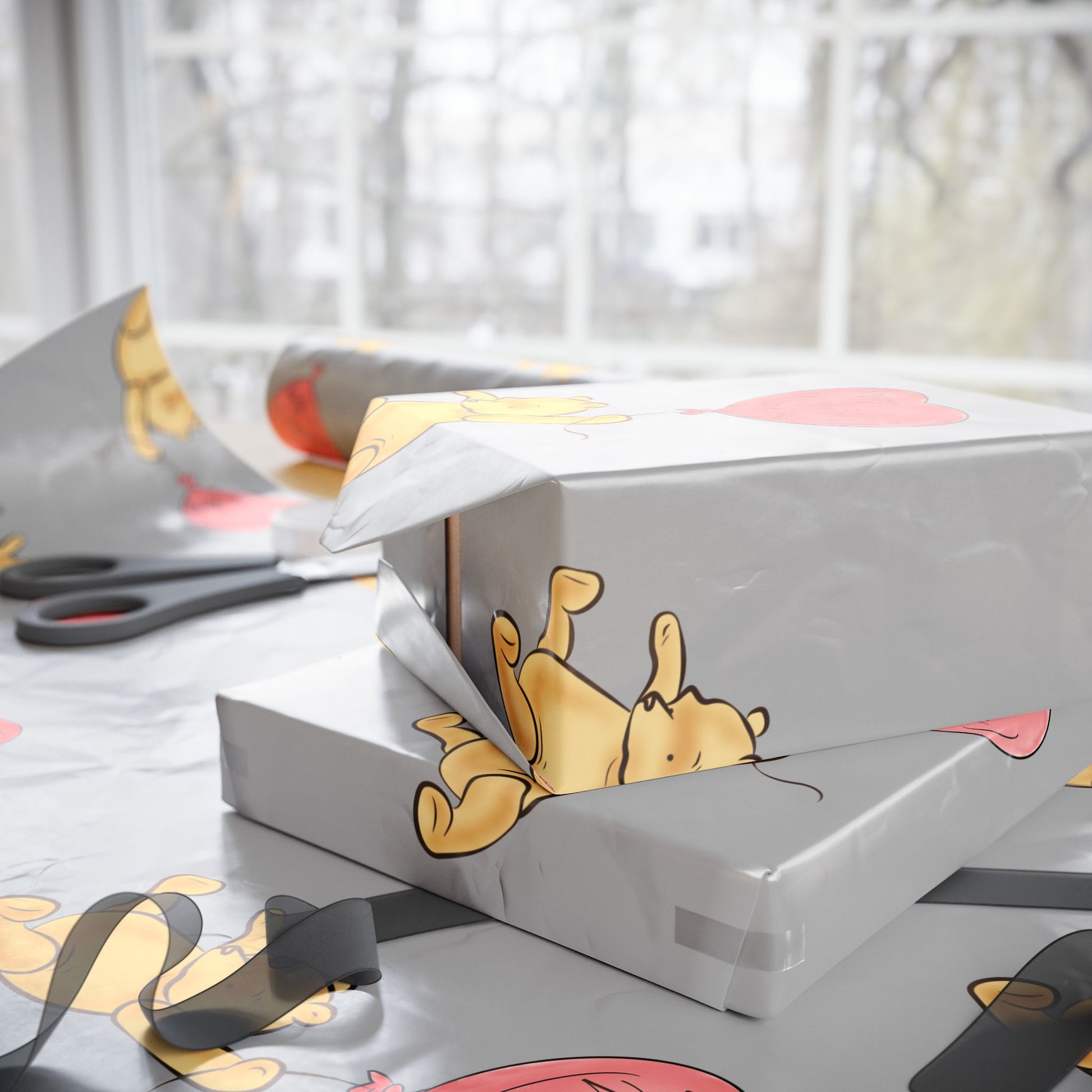 Gift Wrap - Classic Winnie the Pooh Balloon Valentine's Day