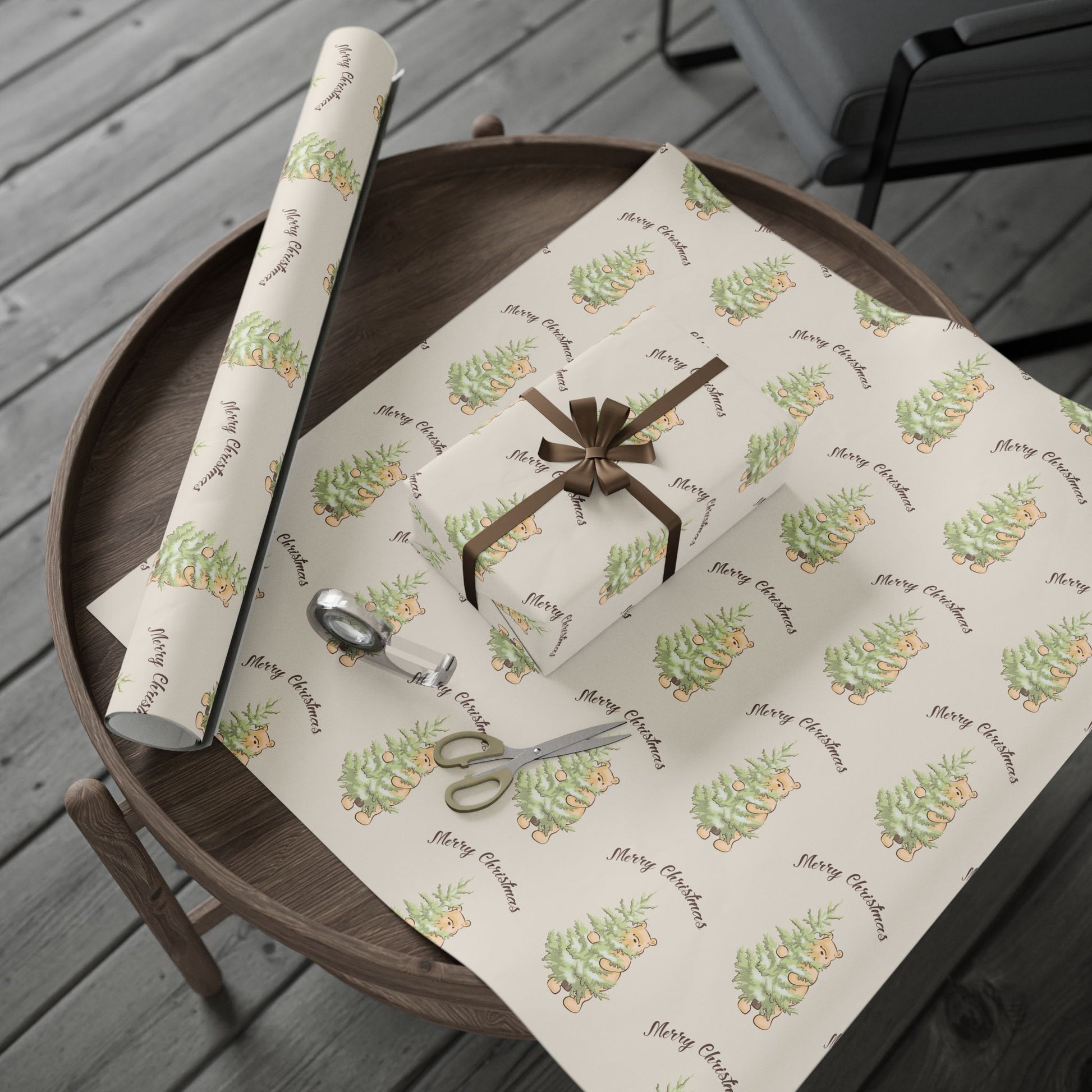Gift Wrap - Cream Classic Winnie the Pooh Merry Christmas Wrapping Papers, Pooh holding a Snow Covered Tree